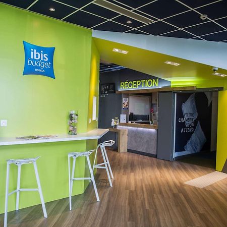 Ibis Budget Site Du Futuroscope Чассенеуил-Ду-Поитоу Экстерьер фото