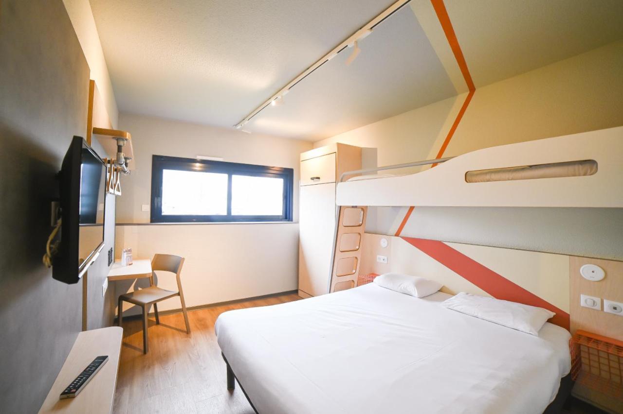 Ibis Budget Site Du Futuroscope Чассенеуил-Ду-Поитоу Экстерьер фото
