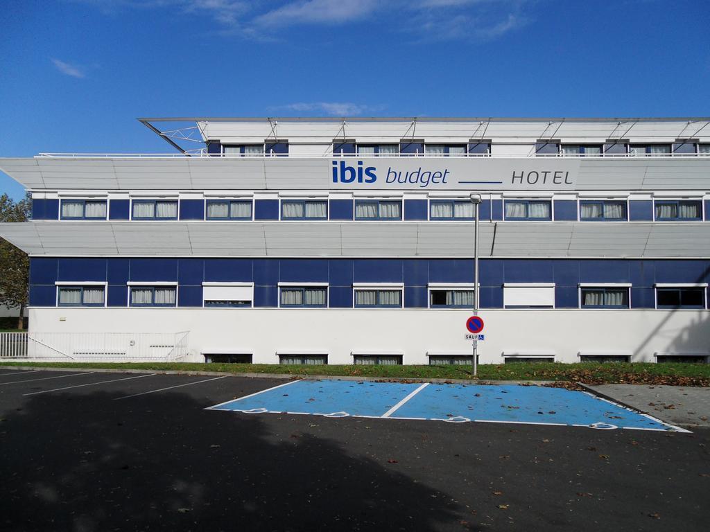 Ibis Budget Site Du Futuroscope Чассенеуил-Ду-Поитоу Экстерьер фото